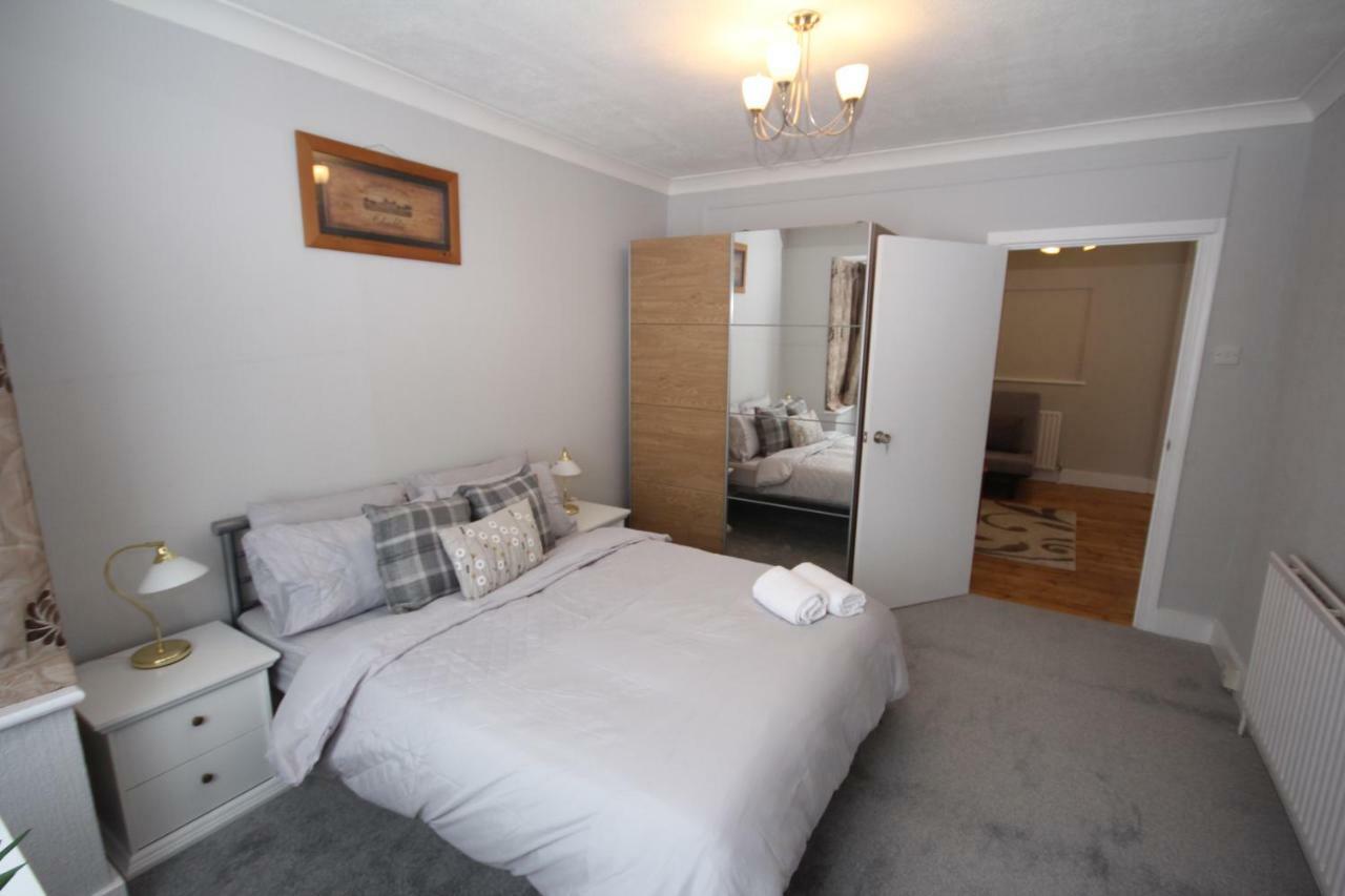 Villa The Uxbridge House Esterno foto