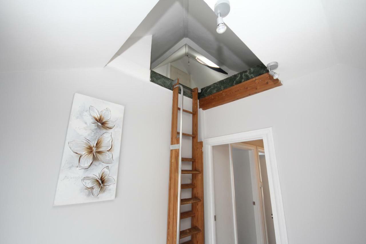 Villa The Uxbridge House Esterno foto